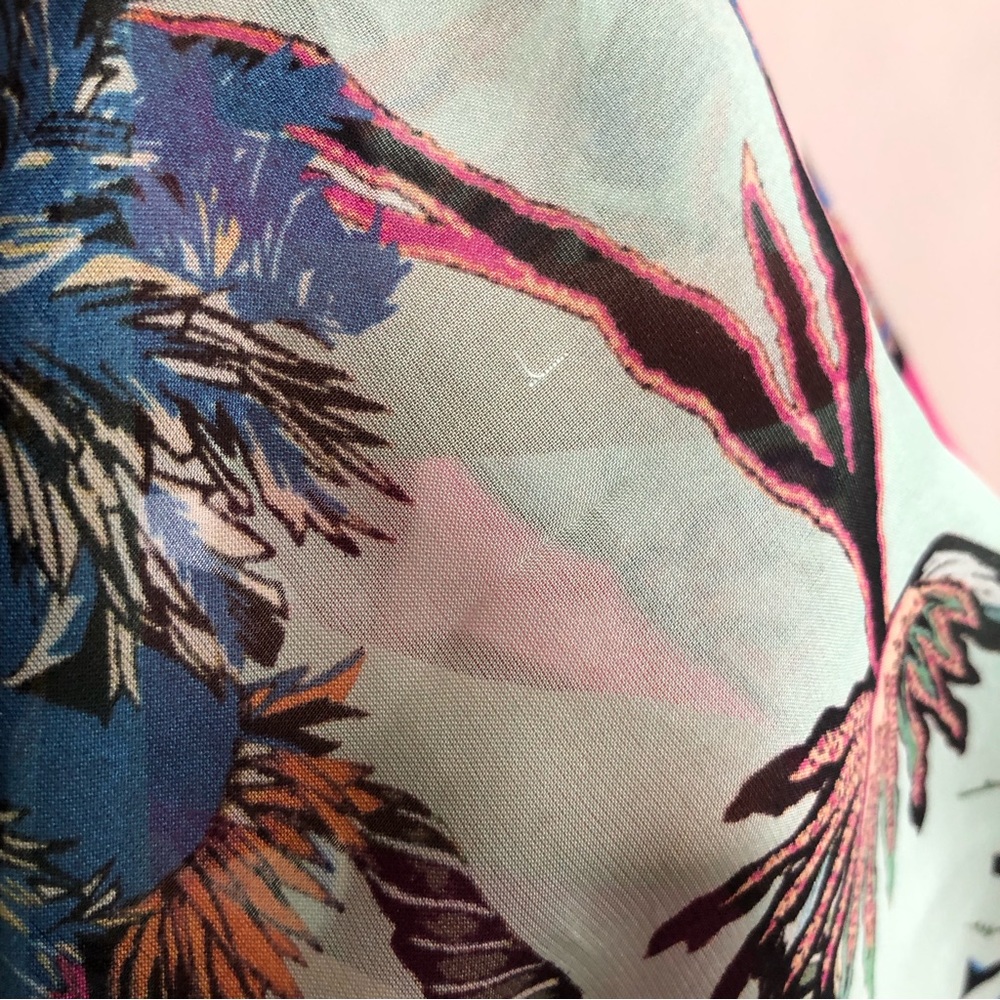 Vintage Rosabotanica Balenciaga Silk Scarf: Made in Italy - Picture 10 of 11